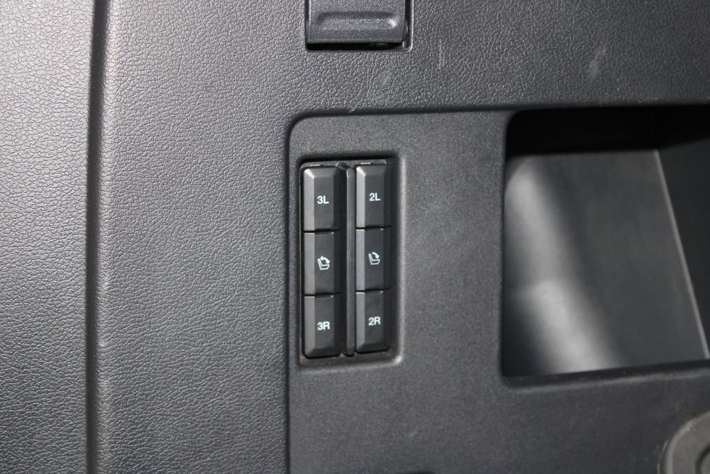 Used 2023 Ford Expedition Max Platinum AWD/4WD image 18