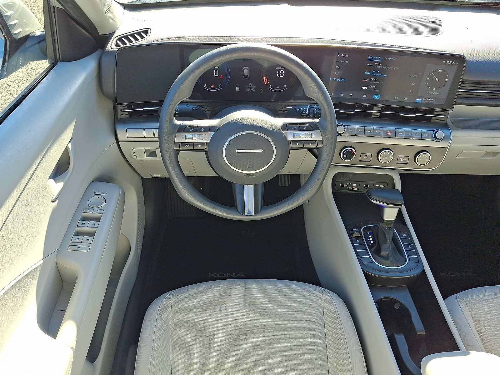 Used 2024 Hyundai Kona SE AWD/4WD image 12