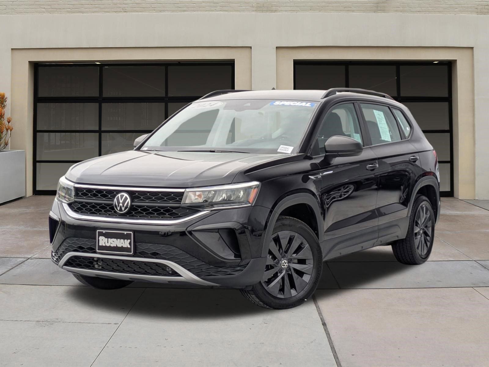 Used 2024 Volkswagen Taos S image 3