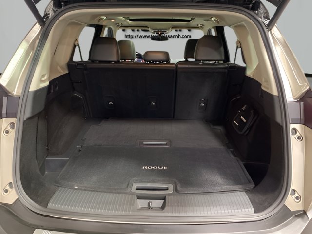 Used 2021 Nissan Rogue Platinum AWD/4WD image 25