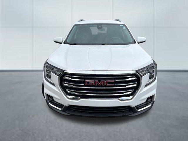 Used 2022 GMC Terrain SLT w/ LPO, Floor Liner Package AWD/4WD image 6