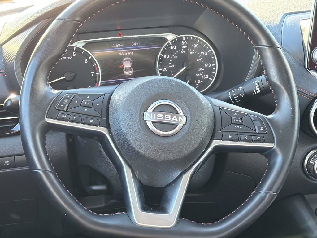 Used 2025 Nissan Sentra SR FWD image 9