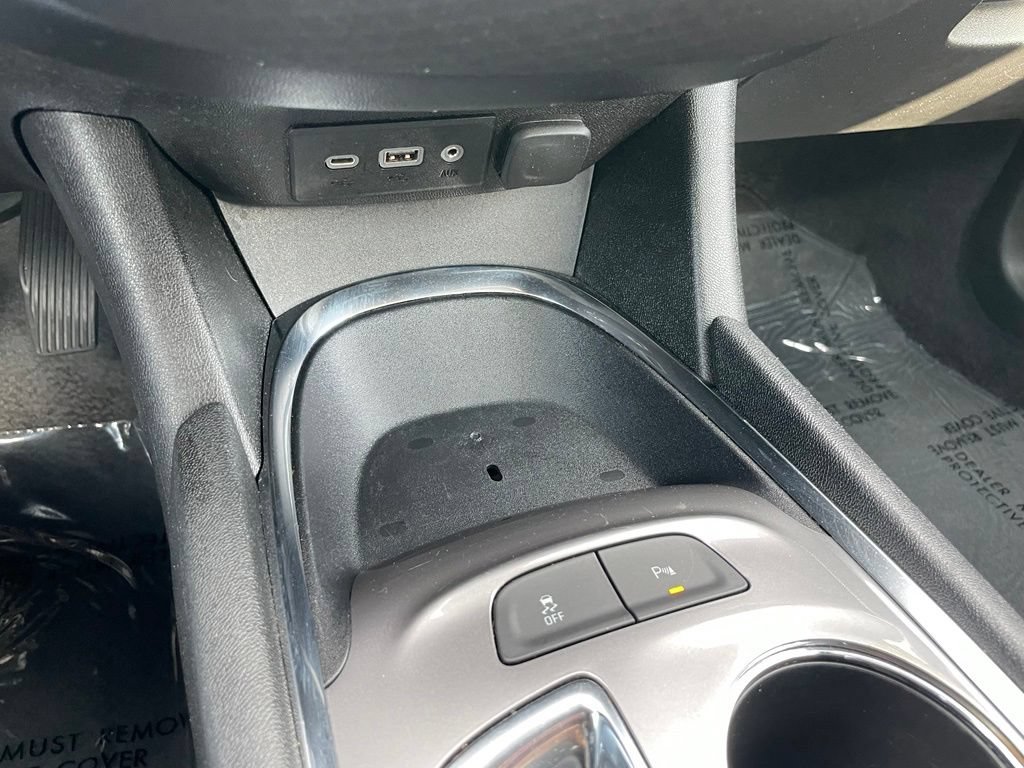Used 2024 Chevrolet Malibu LT FWD image 12