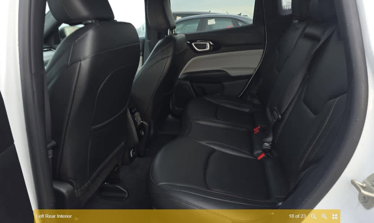 Used 2024 Jeep Compass Limited AWD/4WD image 14