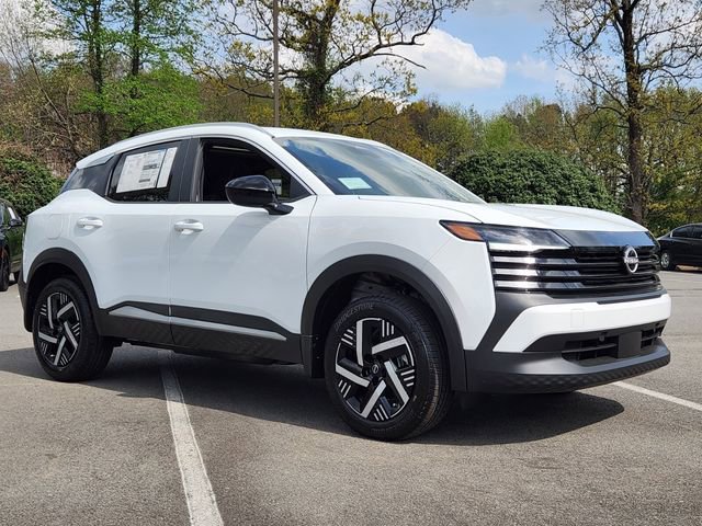 New 2026 Nissan Kicks SV FWD image 3