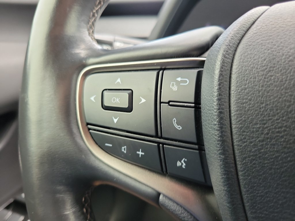 Used 2021 Lexus UX 200 w/ Premium Package FWD image 21