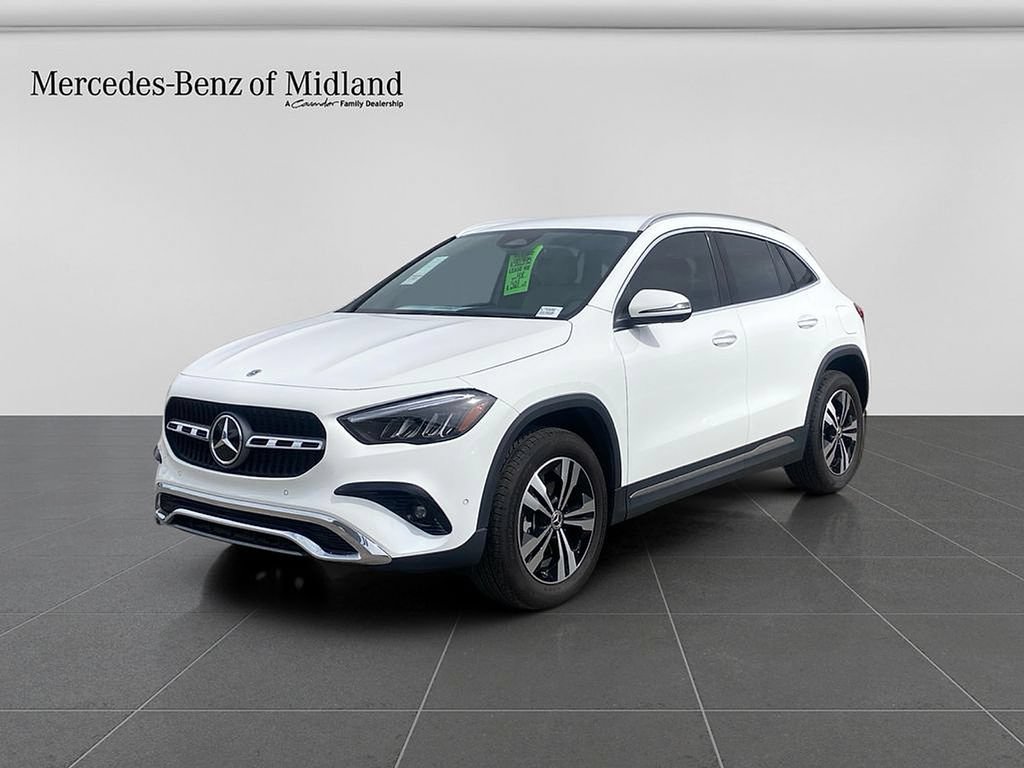 New 2025 Mercedes-Benz GLA 250 image 3