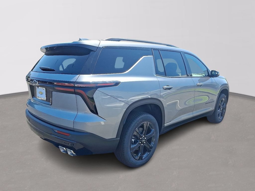 New 2027 Chevrolet Traverse LT w/ Midnight/Sport Edition FWD image 4