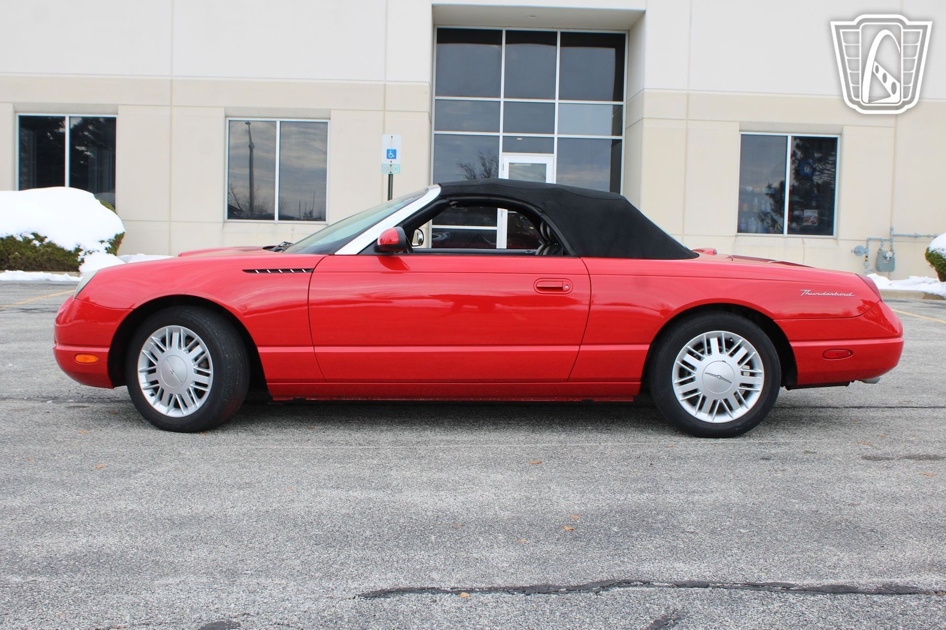 Used 2002 Ford Thunderbird RWD image 23