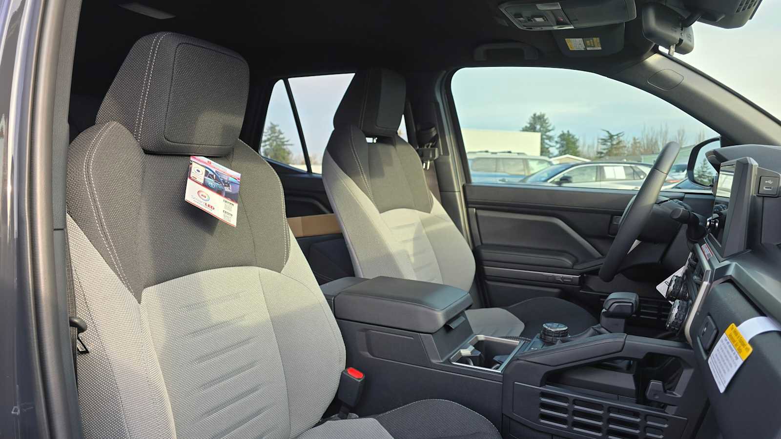 Certified 2025 Toyota 4Runner TRD Off-Road image 13