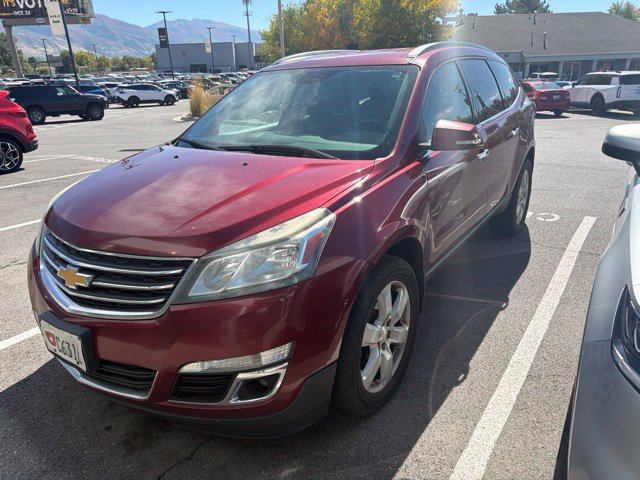 Used 2017 Chevrolet Traverse LT w/ Style and Technology Package
