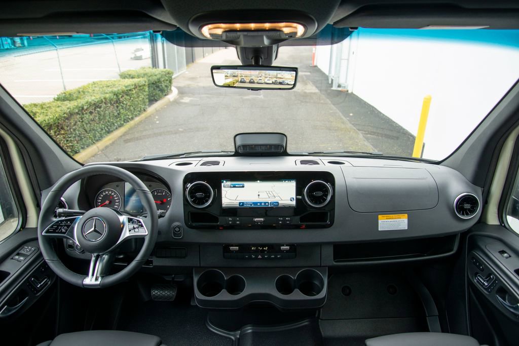 New 2026 Mercedes-Benz Sprinter 2500 image 17