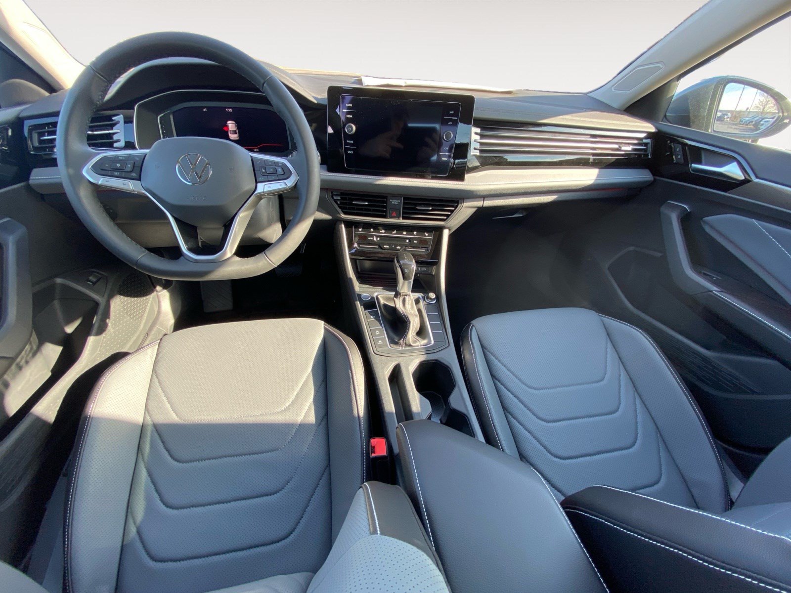 New 2026 Volkswagen Jetta SEL FWD image 14