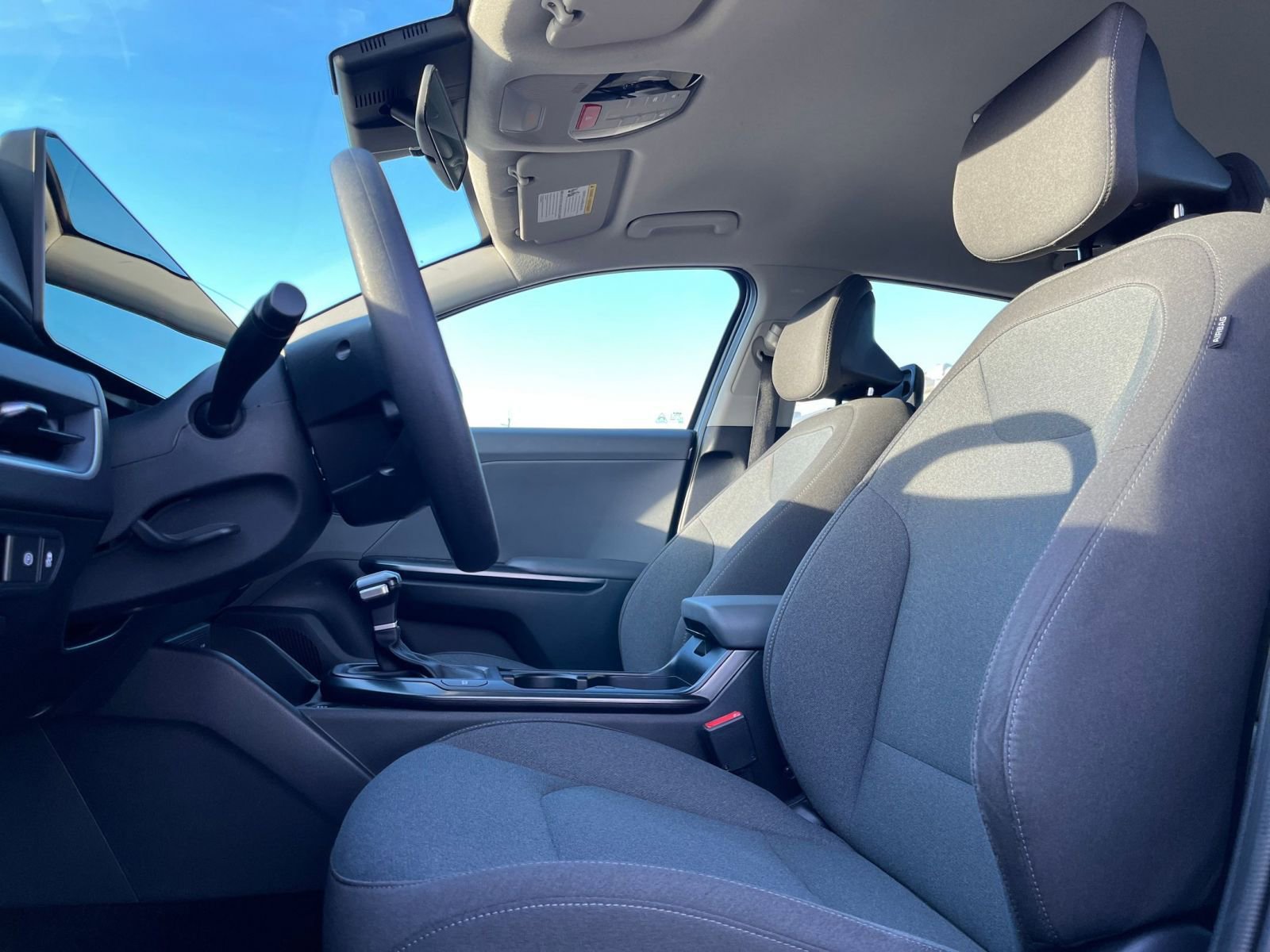 Used 2025 Kia K4 LXS image 25