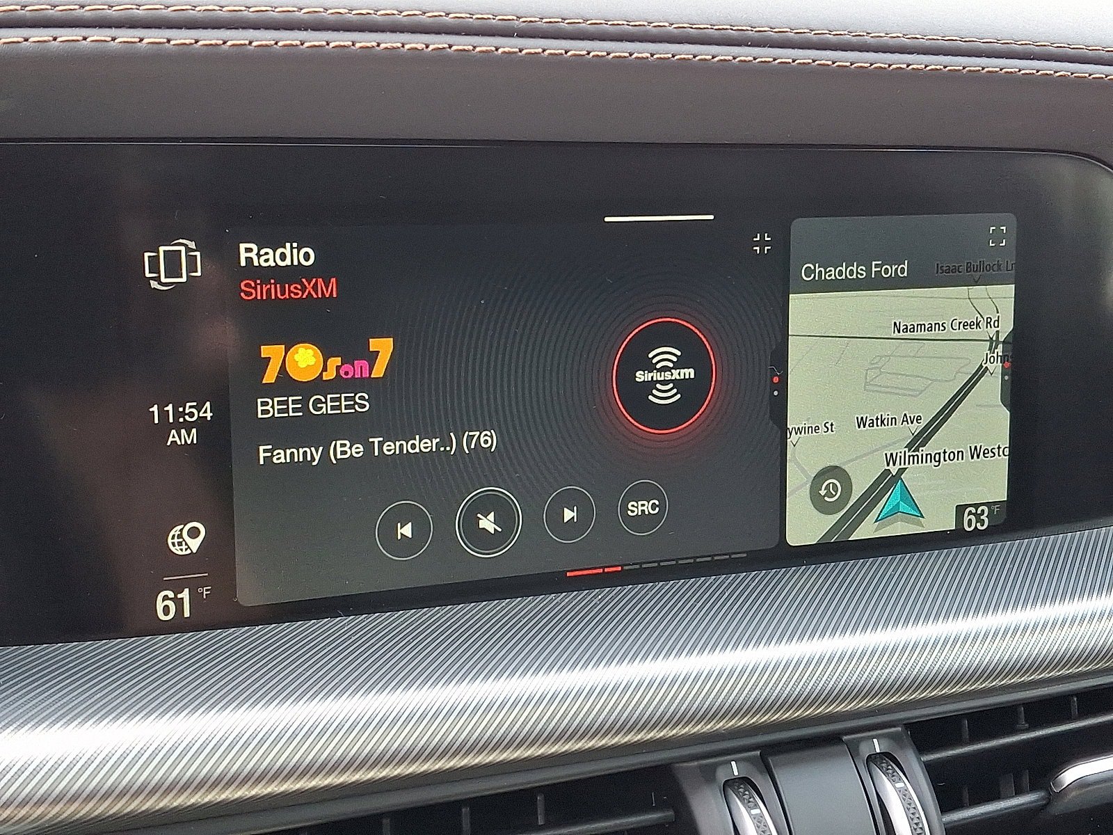 New 2025 Alfa Romeo Stelvio Sprint AWD/4WD image 14
