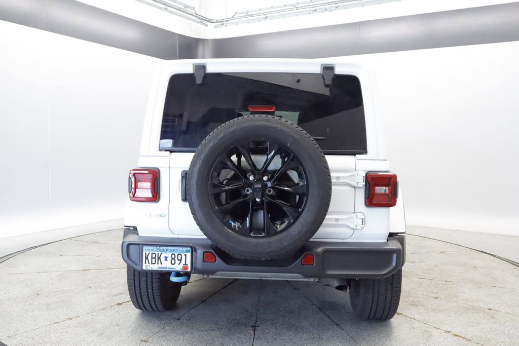 Used 2023 Jeep Wrangler Unlimited Sahara w/ Cold Weather Group AWD/4WD image 4