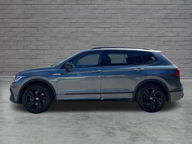 Used 2024 Volkswagen Tiguan SE R-Line FWD image 3