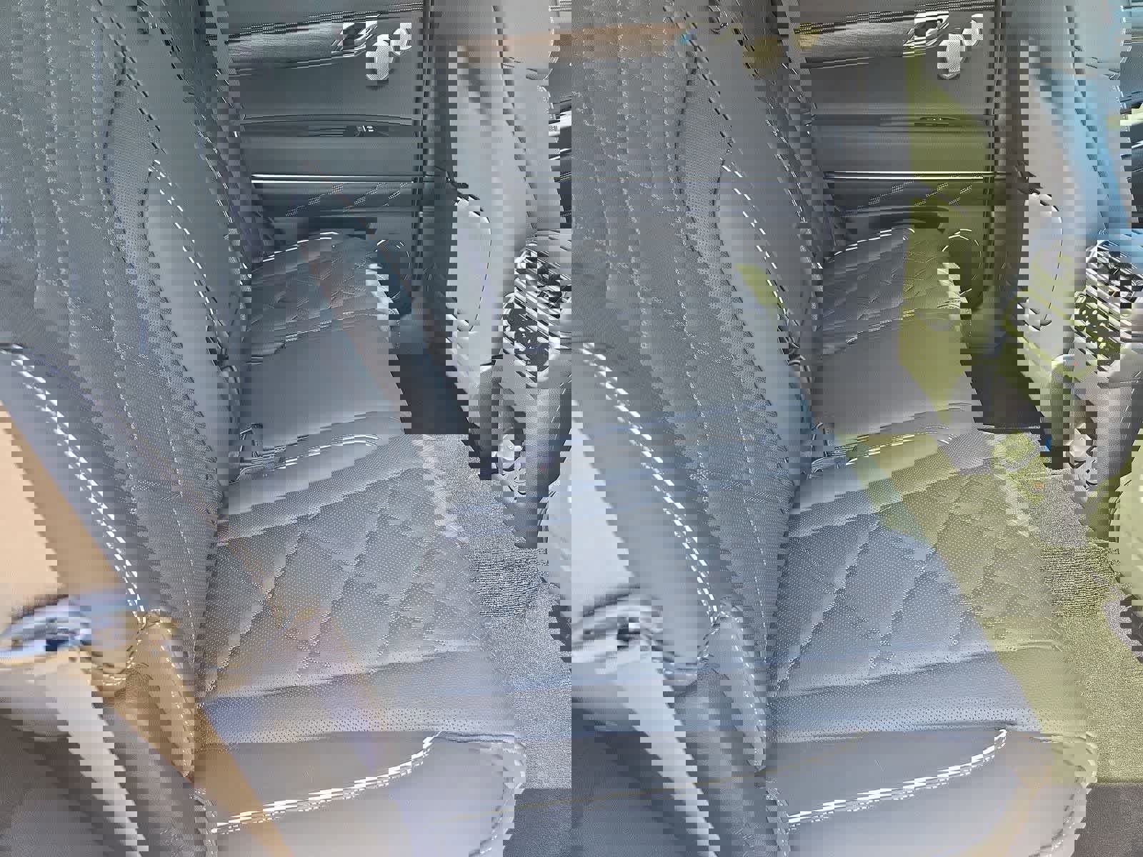 Used 2025 Genesis GV80 3.5T Prestige image 19