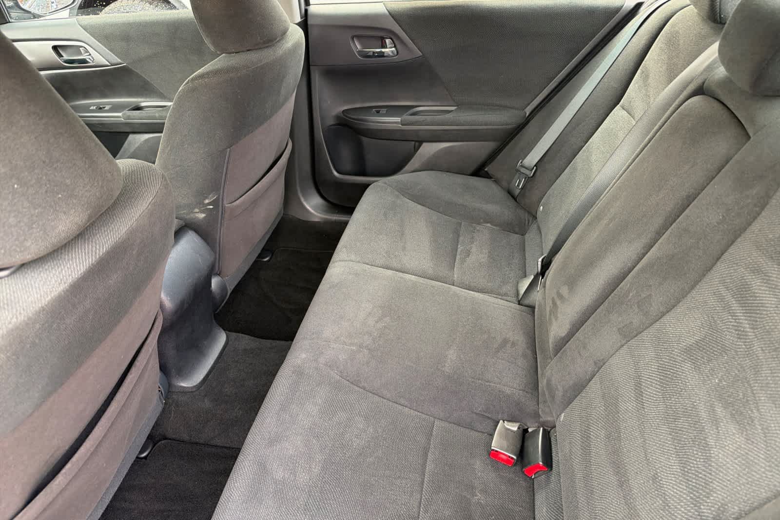 Used 2013 Honda Accord LX image 4