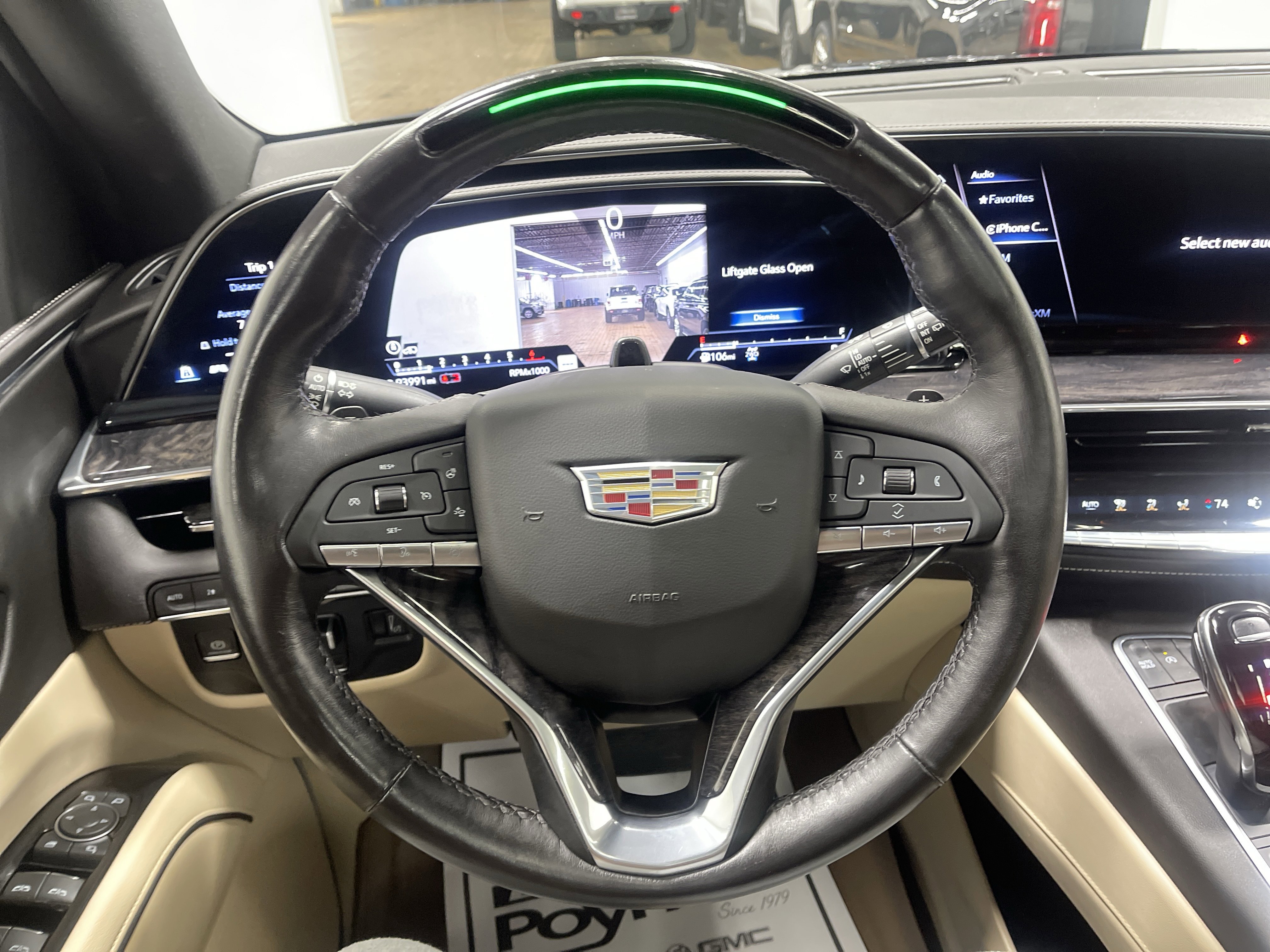 Used 2022 Cadillac Escalade Premium Luxury w/ Performance Package AWD/4WD image 30