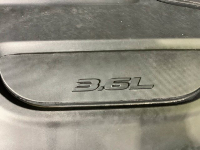 Used 2024 Chrysler Pacifica Pinnacle AWD/4WD image 45
