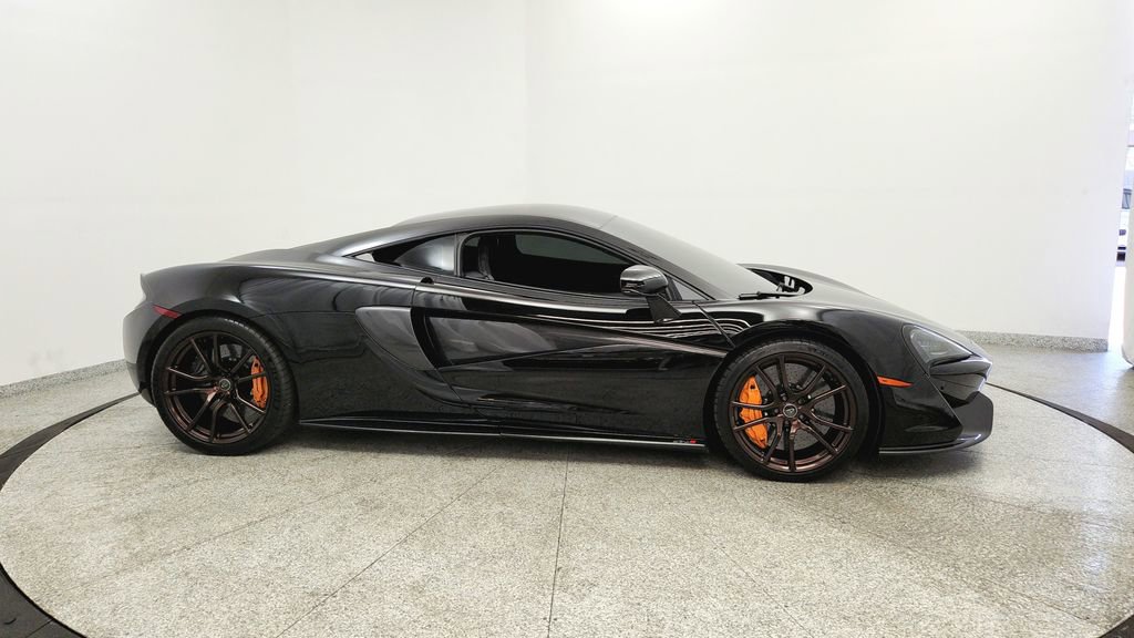 Used 2016 McLaren 570S Coupe RWD image 6
