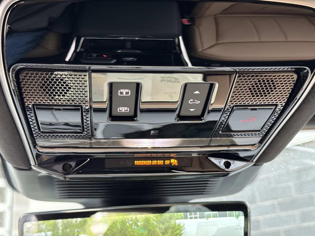New 2026 Land Rover Range Rover Sport Autobiography AWD/4WD image 23