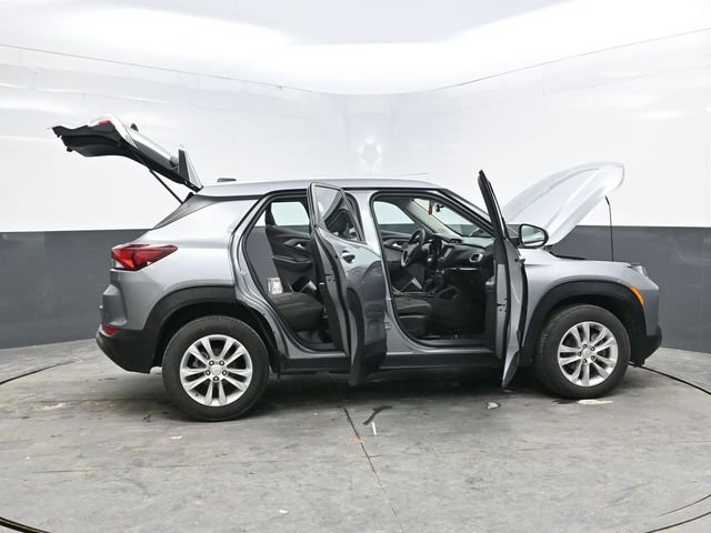 Used 2023 Chevrolet TrailBlazer LS AWD/4WD image 32