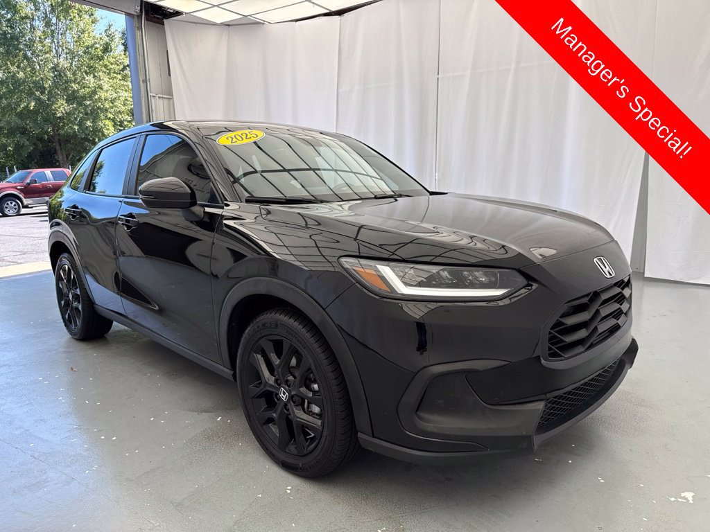 Used 2025 Honda HR-V Sport image 1