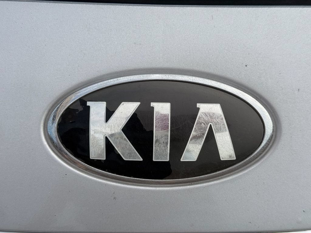 Used 2017 Kia Forte LX FWD image 9