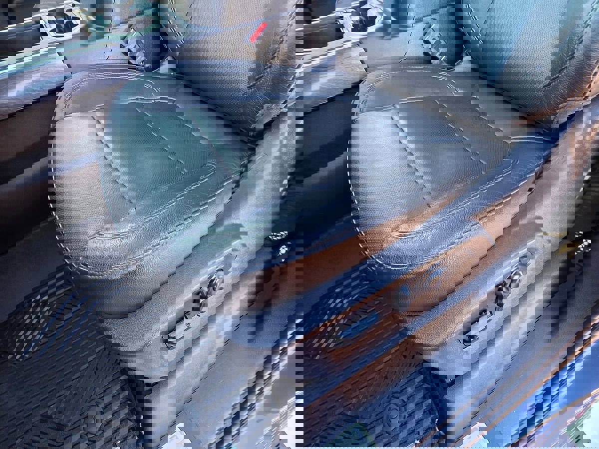 Used 2020 Chevrolet Silverado 2500 LTZ w/ LTZ Premium Package image 23