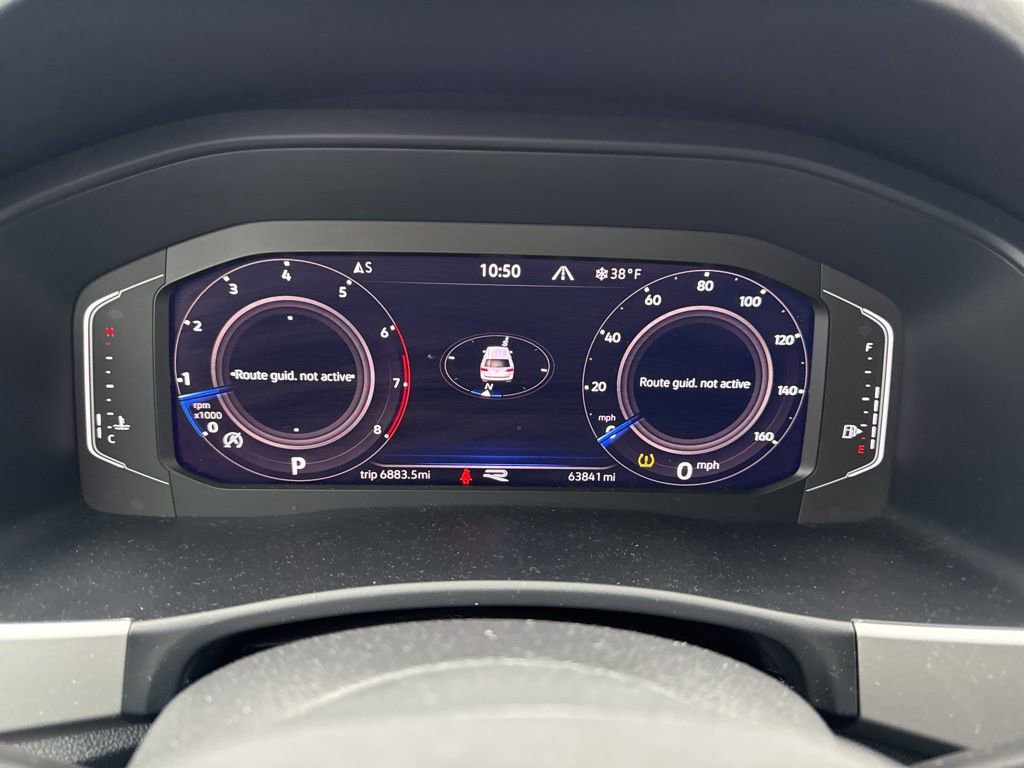 Used 2023 Volkswagen Atlas SEL R-Line image 30