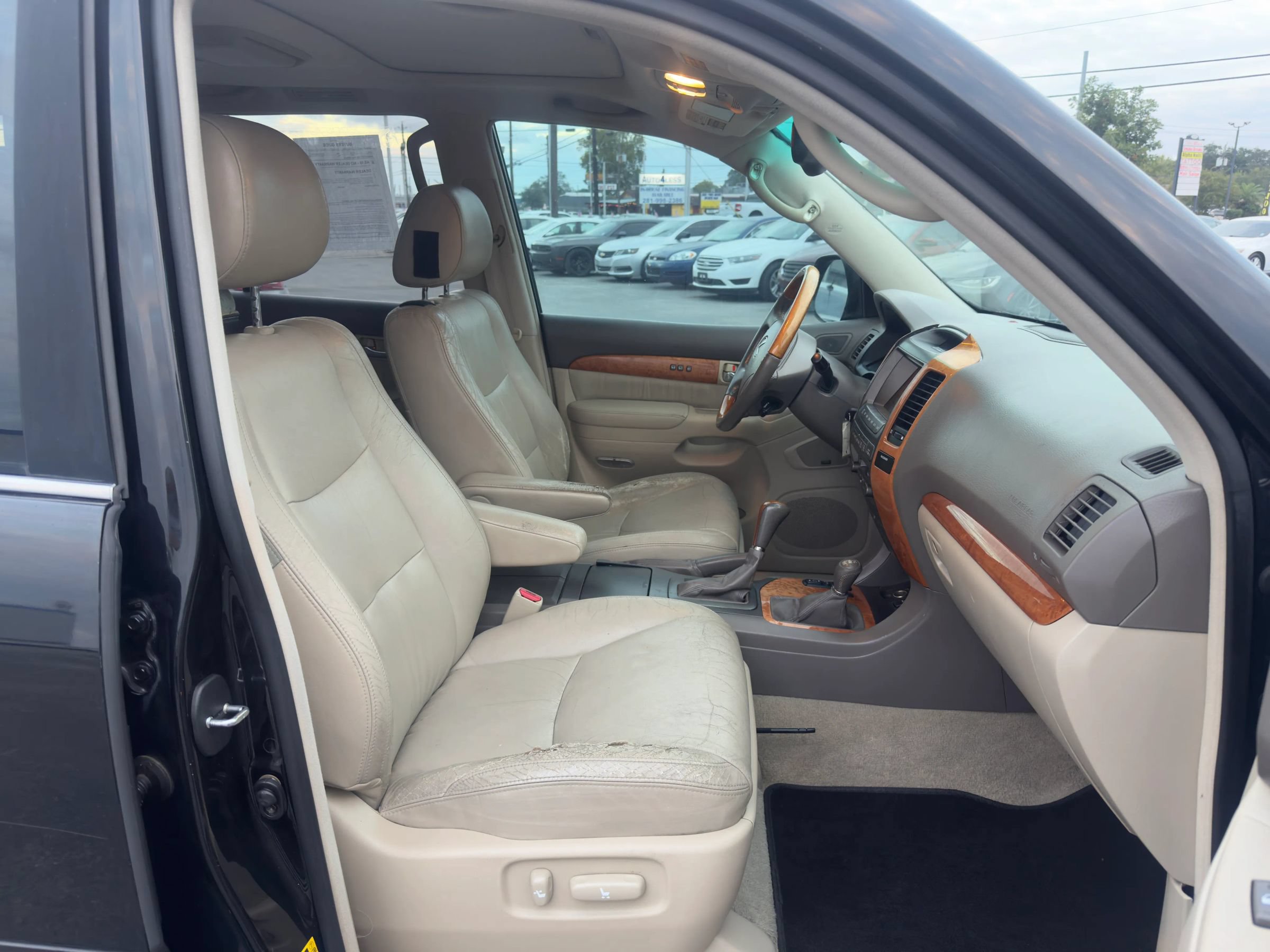 Used 2004 Lexus GX 470 AWD/4WD image 10
