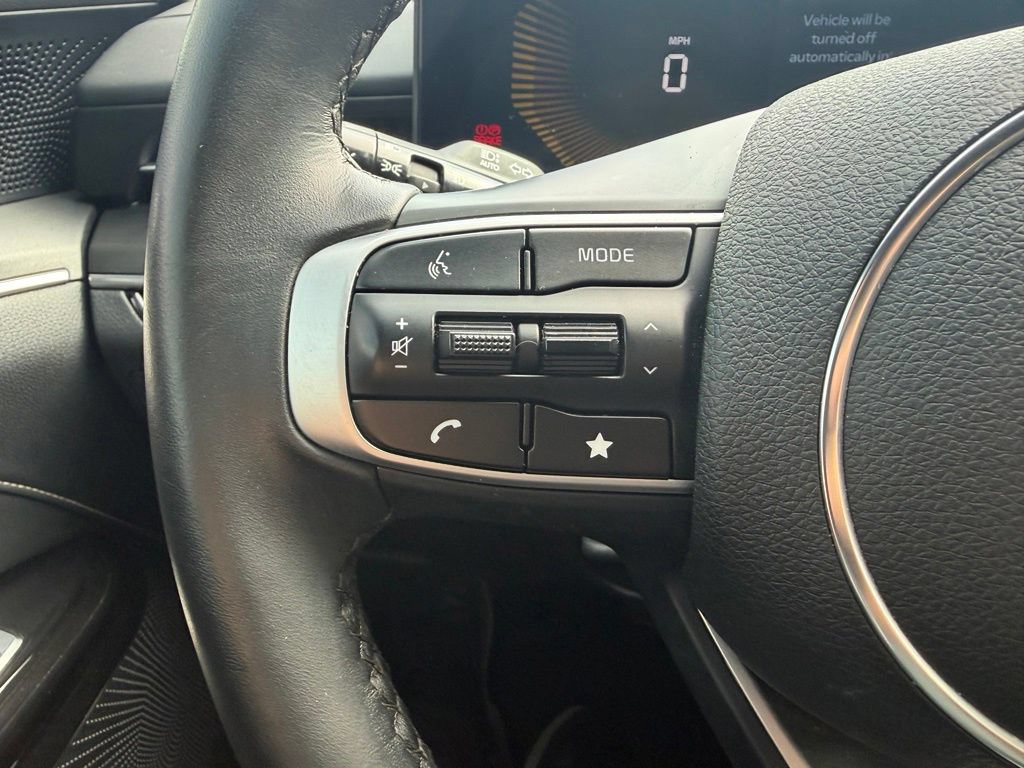 Used 2025 Kia K5 GT-Line w/ GT-Line Premium Package AWD/4WD image 22