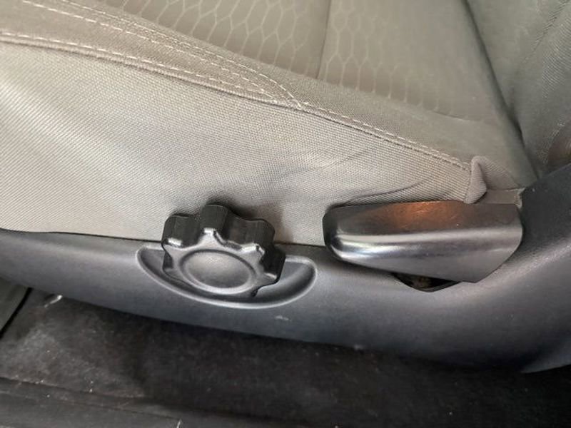 Used 2017 Toyota Tacoma SR5 image 20