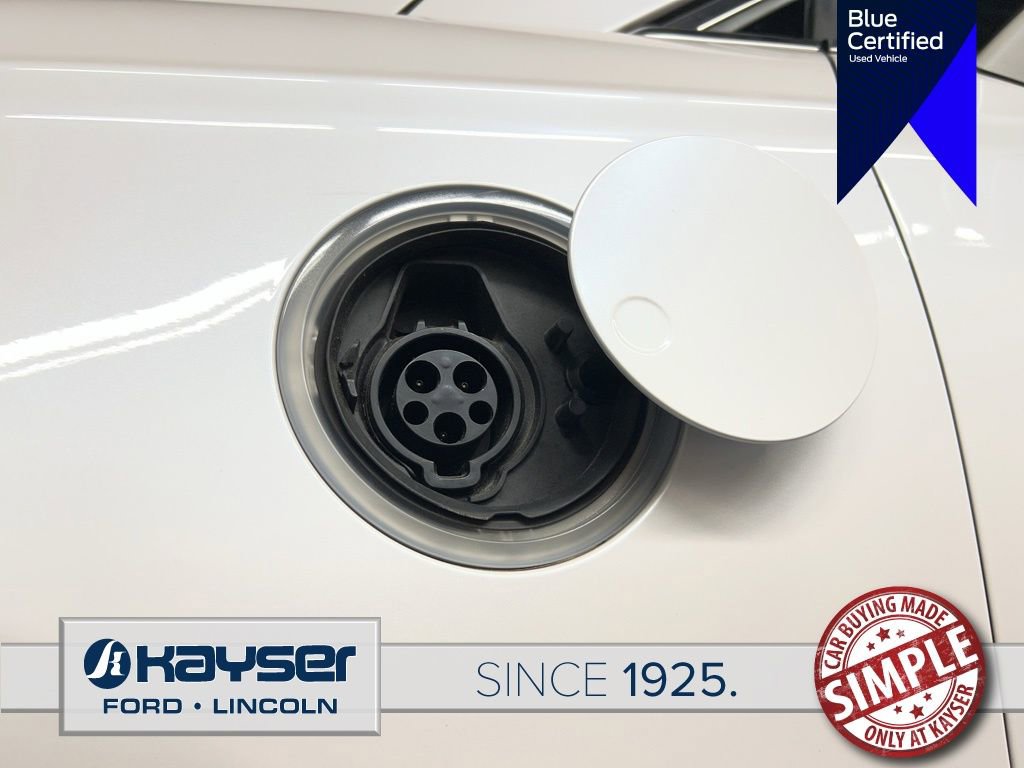 Used 2020 Ford Fusion Energi Titanium FWD image 36