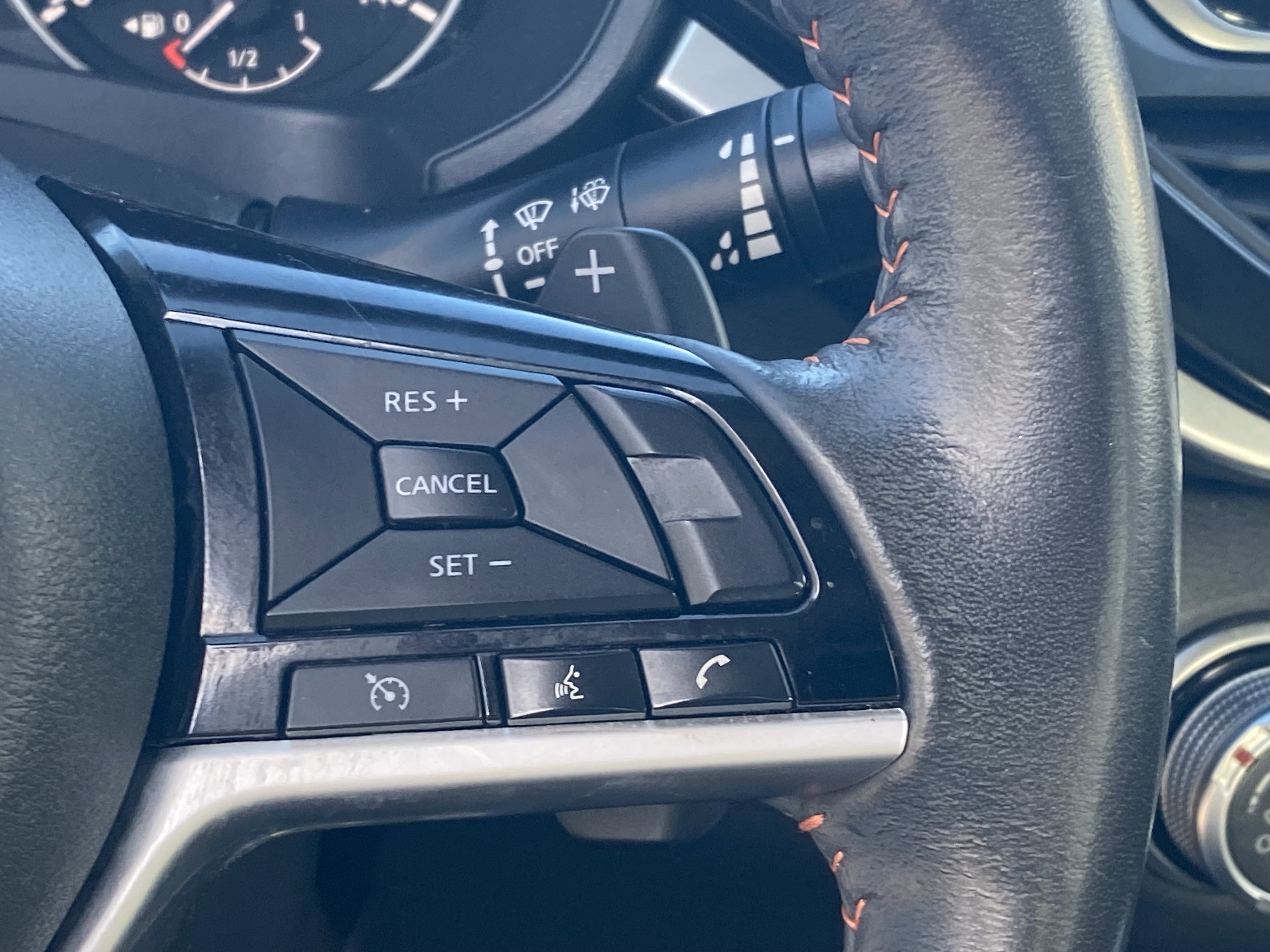 Used 2023 Nissan Altima 2.5 SR w/ SR Premium Package image 22