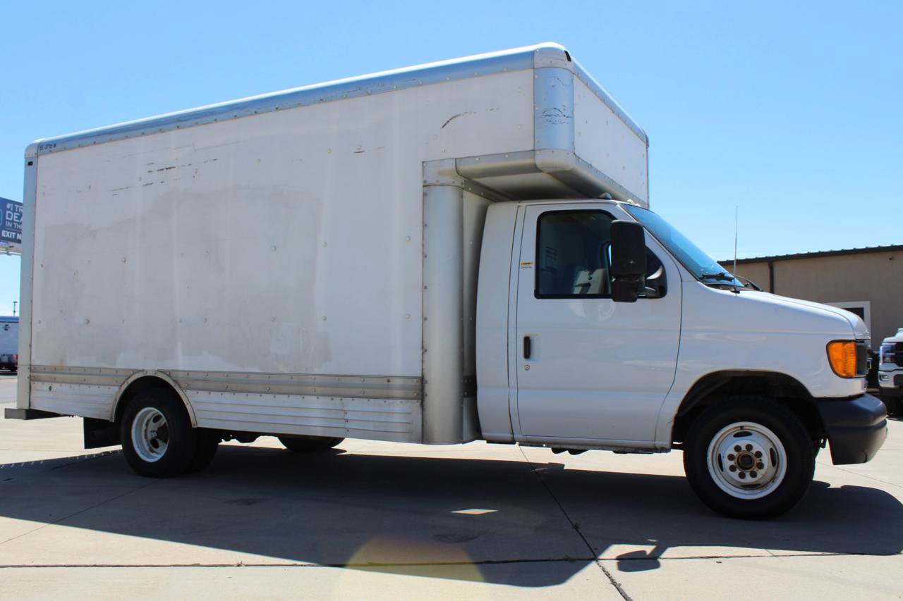 Used 2007 Ford E-450 and Econoline 450 RWD image 37