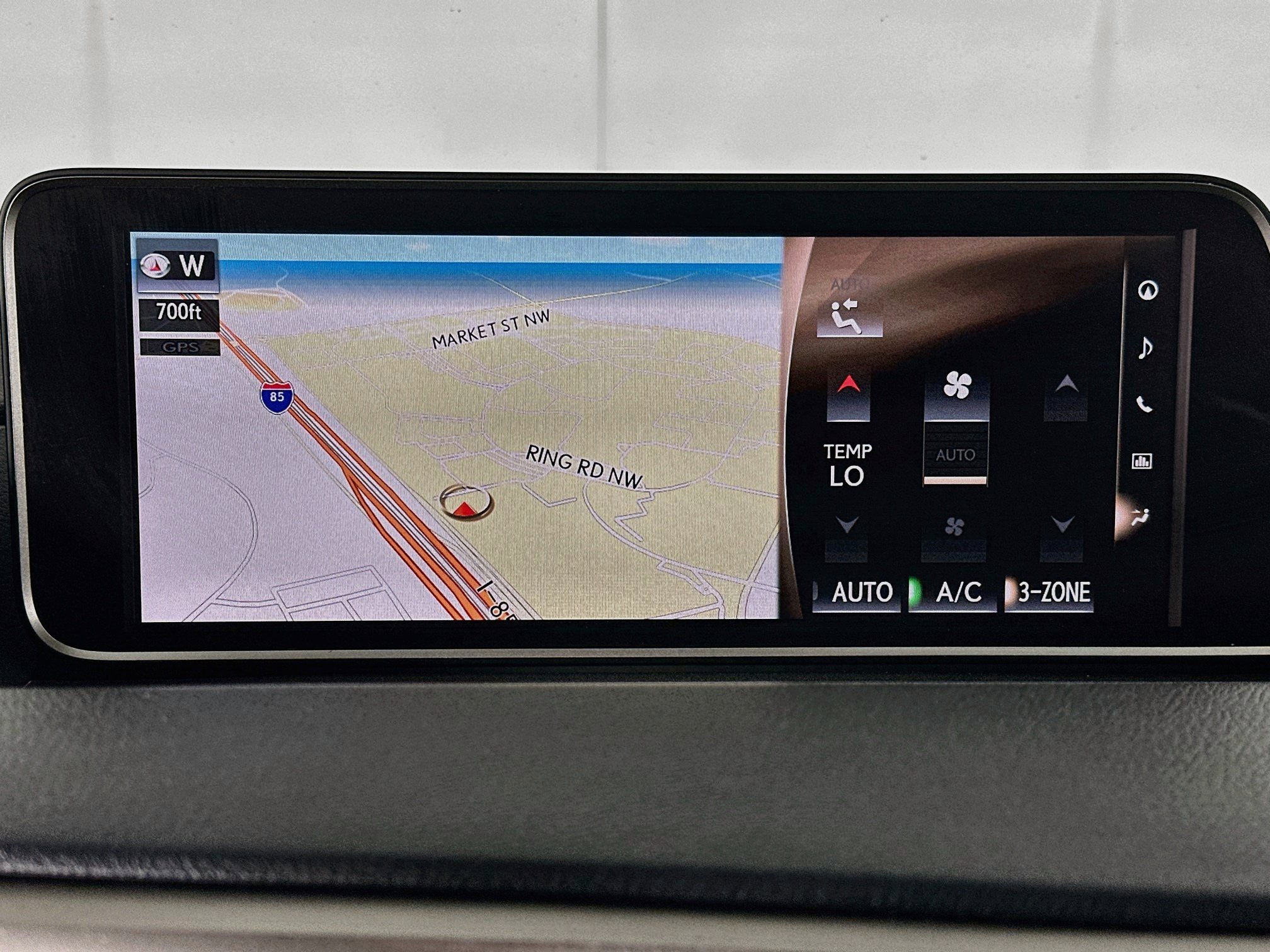 Used 2018 Lexus RX 350L AWD image 21