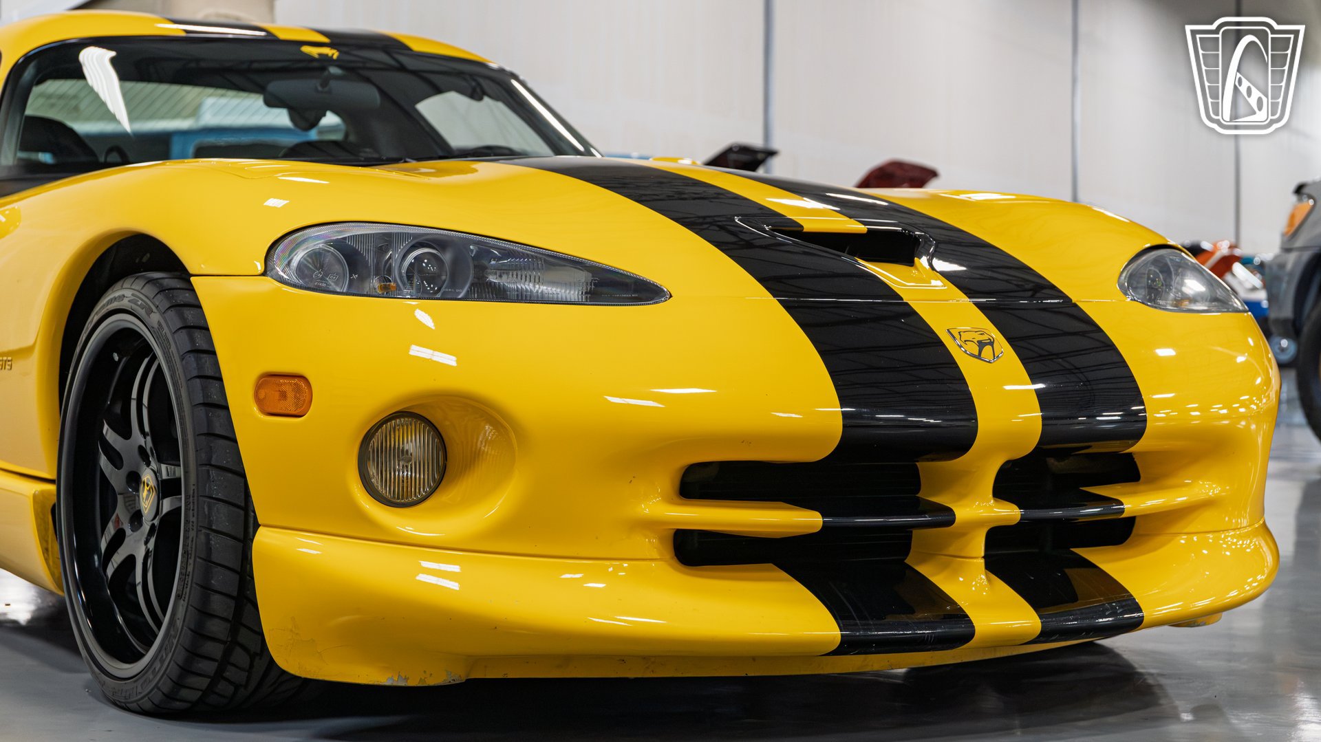 Used 2001 Dodge Viper GTS RWD image 11