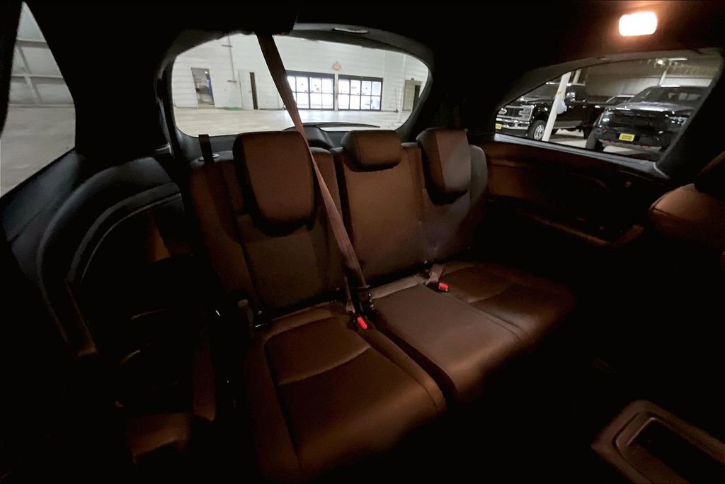 Used 2025 Honda Odyssey Sport-L image 27