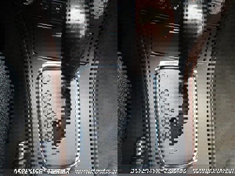 Used 2008 Subaru Outback 2.5XT Limited image 26