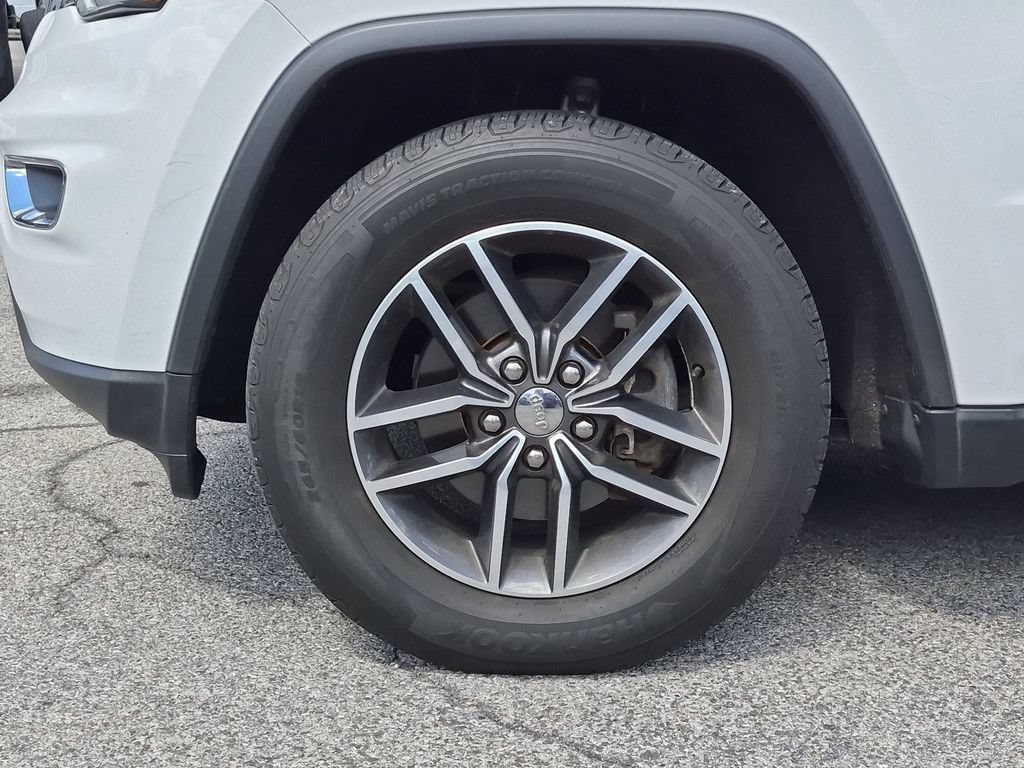 Used 2018 Jeep Grand Cherokee Limited AWD/4WD image 30
