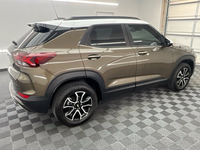 Used 2021 Chevrolet TrailBlazer ACTIV w/ Technology Package AWD/4WD image 24