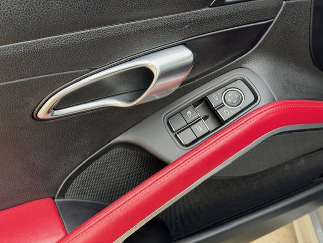 Used 2024 Porsche 718 Cayman image 25