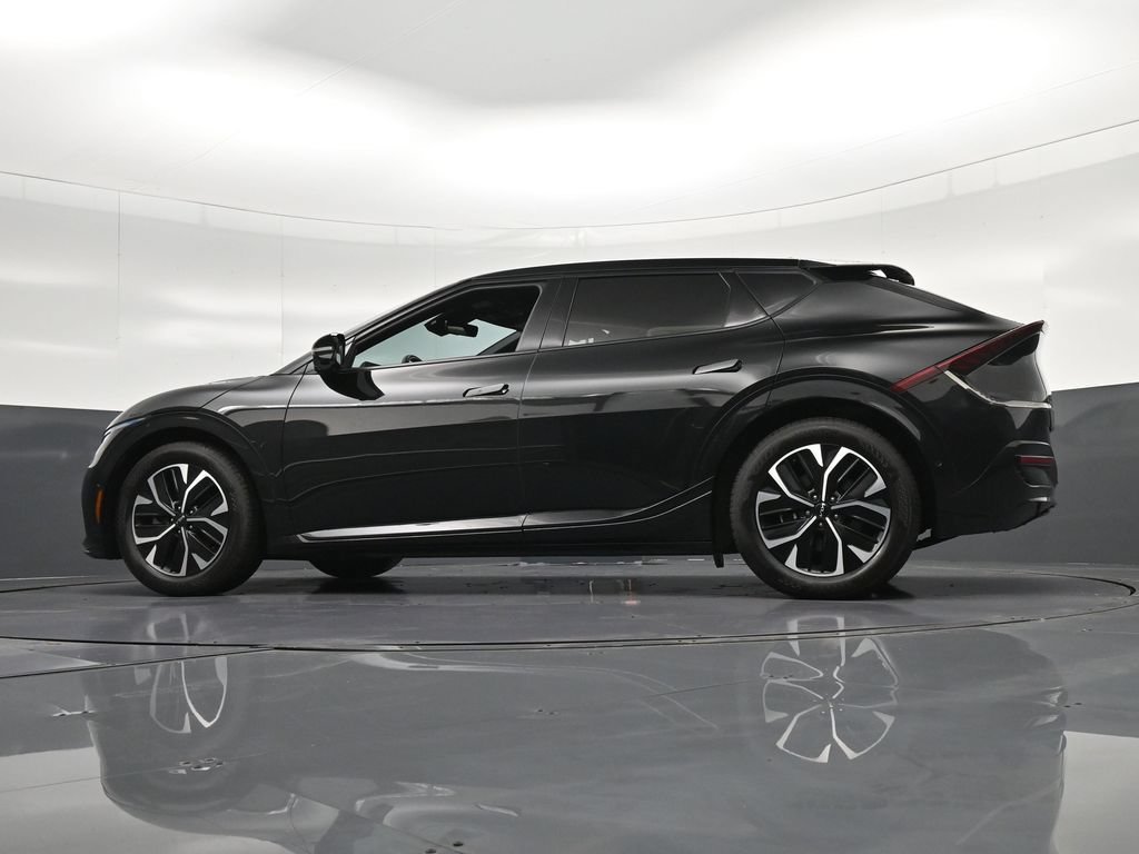 Used 2023 Kia EV6 GT-Line w/ GT-Line Suede Seat Package RWD image 35