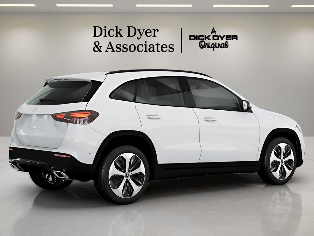 Used 2026 Mercedes-Benz GLA 250 image 9