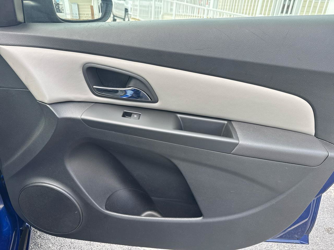 Used 2013 Chevrolet Cruze LS FWD image 14