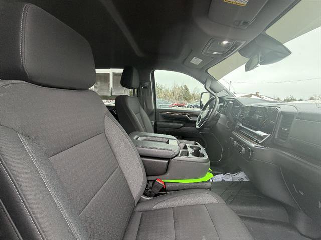 Used 2024 Chevrolet Silverado 2500 LT w/ Z71 Off-Road Package image 19
