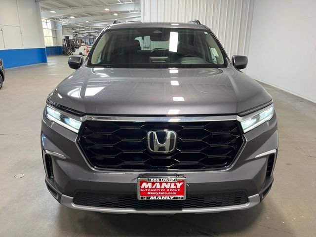 Used 2024 Honda Pilot Touring image 8